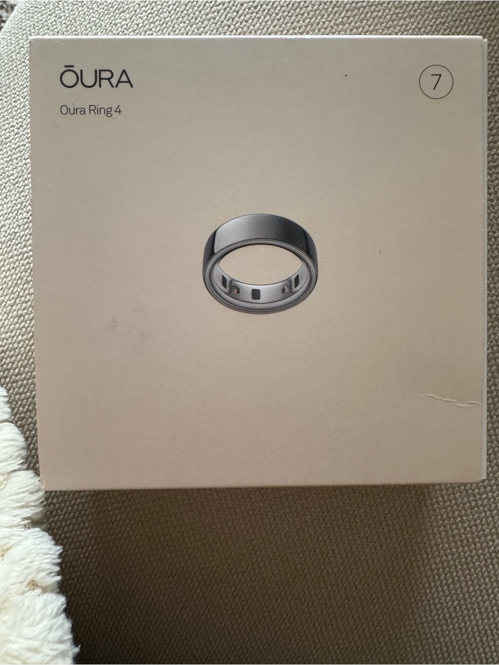 Oura Ring 4 Smart Ring by Oura —silver
